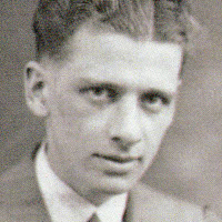 C3a-081: Frank Senior